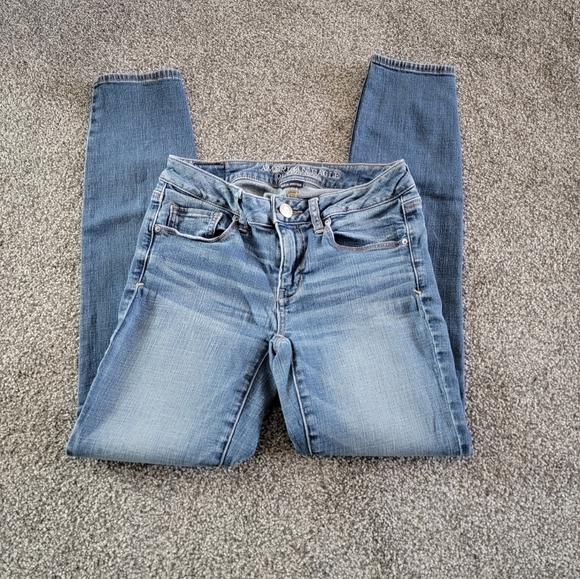 AE Super Stretch Skinnies - Picture 3 of 5